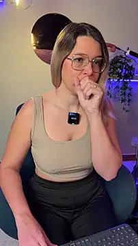 EmyLana online show from 03/17/26, 08:17