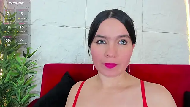 Snapshot of SusanCouper chatting on 03/09/25, 05:11 SusanCouper online show from 03/09/25, 05:11