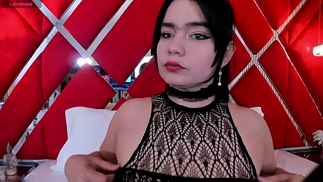 Snapshot of SusanCouper chatting on 10/03/25, 10:51 SusanCouper online show from 10/03/25, 10:51