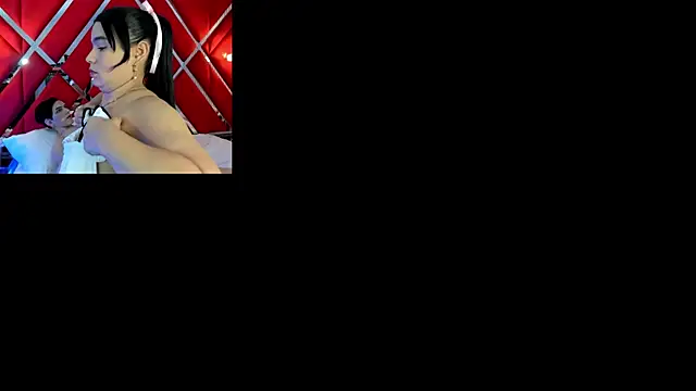 Snapshot of SusanCouper chatting on 10/18/25, 10:32 SusanCouper online show from 10/18/25, 10:32