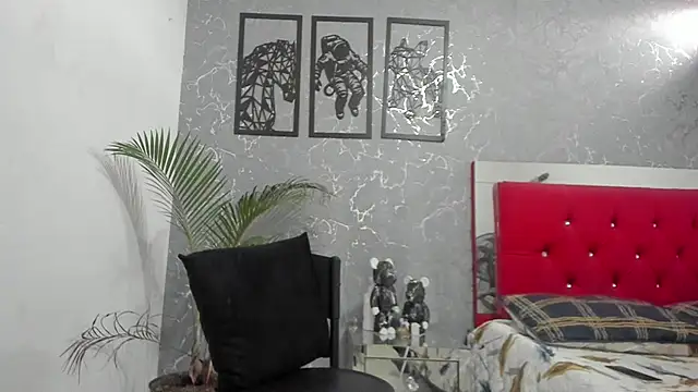 pepe joness online show from 04/15/26, 01:51