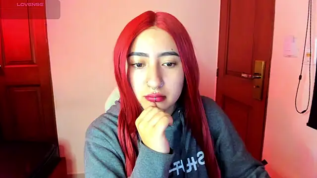 larissa01  online show from 03/23/25, 02:37