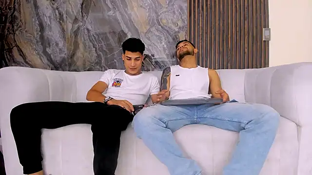 hot day online show from 01/11/25, 12:55