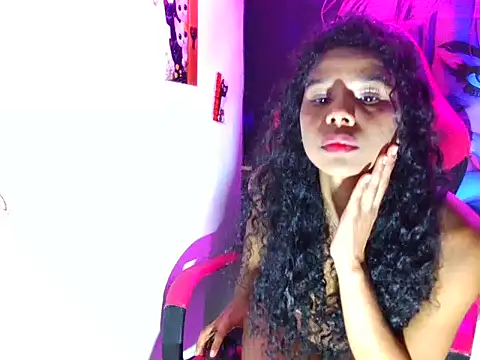 paola hot03 online show from 10/24/25, 02:30