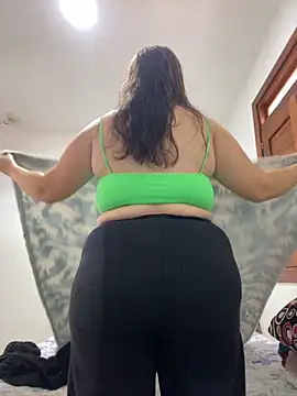 Im Amelia online show from 11/05/25, 01:22