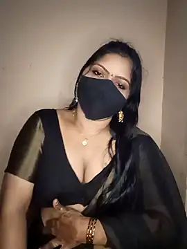 Snapshot of midhly chatting on 01/05/25, 07:07 midhly online show from 01/05/25, 07:07