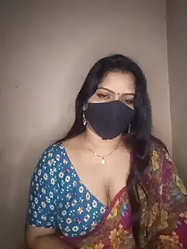 Snapshot of midhly chatting on 01/09/25, 06:47 midhly online show from 01/09/25, 06:47