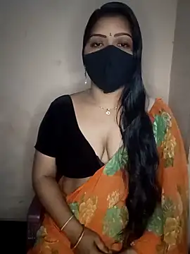 Snapshot of midhly chatting on 01/28/25, 07:21 midhly online show from 01/28/25, 07:21