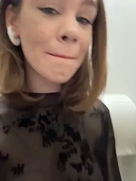 Street young online show from 01/11/25, 03:09