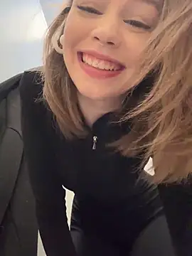 Street young online show from 02/15/25, 12:43