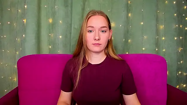 AlinaVice online show from 10/20/25, 01:17