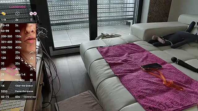 sexyLolia11 online show from 05/25/26, 06:41