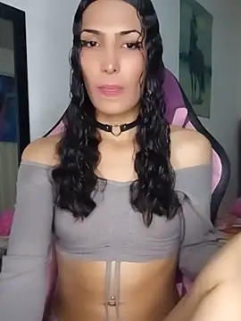 Lanna hott  online show from 05/16/26, 07:45