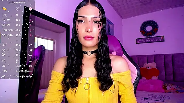 Lanna hott  online show from 07/07/26, 06:56
