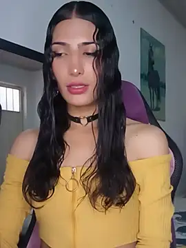 Lanna hott  online show from 07/15/26, 07:41