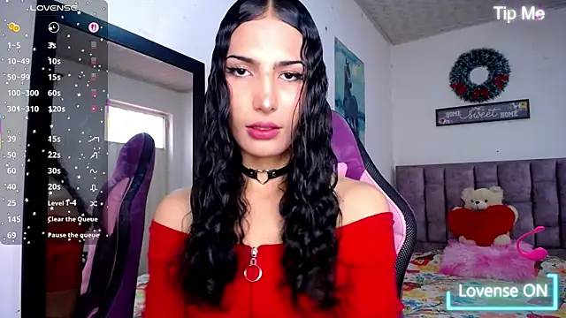 Lanna hott  online show from 07/25/26, 07:44
