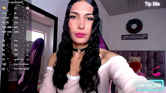 Lanna hott  online show from 07/28/26, 07:15
