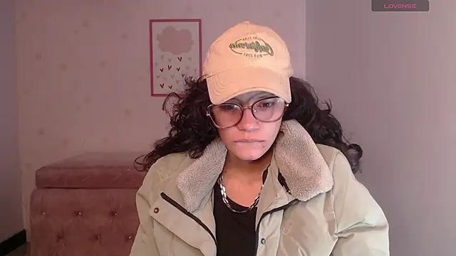 Snapshot of Tyna_ch chatting on 07/13/26, 12:52 Tyna ch online show from 07/13/26, 12:52