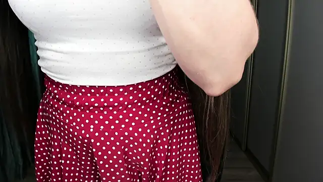 Snapshot of AriaGray chatting on 09/22/25, 01:24 AriaGray online show from 09/22/25, 01:24