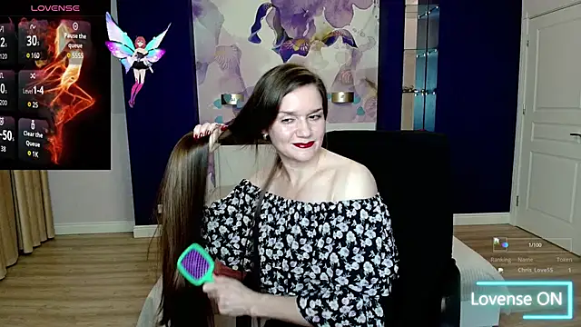 Snapshot of AriaGray chatting on 10/25/25, 08:25 AriaGray online show from 10/25/25, 08:25