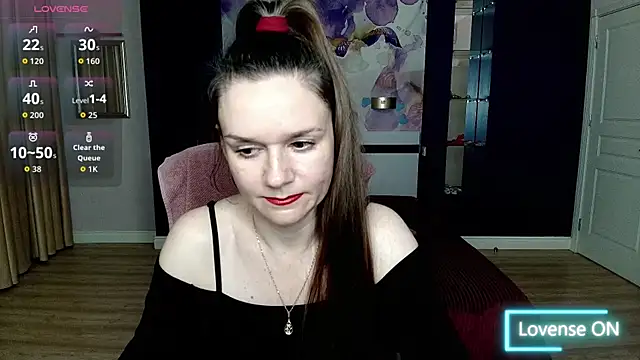 Snapshot of AriaGray chatting on 12/02/25, 04:29 AriaGray online show from 12/02/25, 04:29