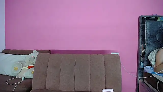 FerneyManti online show from 09/29/25, 01:44