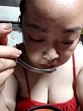 VyOanh2K online show from 03/17/26, 05:05