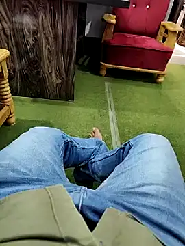 Snapshot of biharihotlund chatting on 02/27/25, 04:52 biharihotlund online show from 02/27/25, 04:52