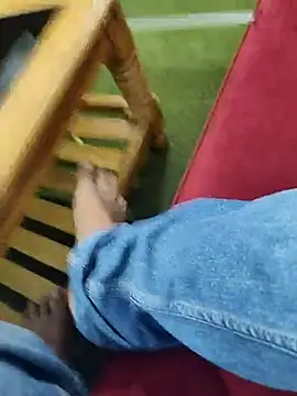 Snapshot of biharihotlund chatting on 03/01/25, 09:07 biharihotlund online show from 03/01/25, 09:07