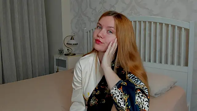 Snapshot of Eva__Lewis chatting on 04/29/26, 04:05 Eva Lewis online show from 04/29/26, 04:05