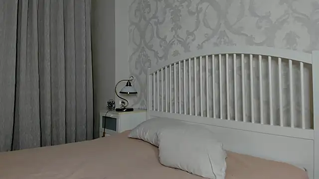 Snapshot of Eva__Lewis chatting on 05/02/26, 03:50 Eva Lewis online show from 05/02/26, 03:50