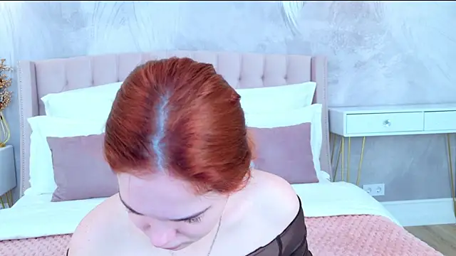 DeniseReese online show from 11/04/25, 02:32