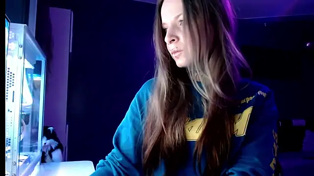 Snapshot of InesGold chatting on 01/27/25, 04:11 InesGold online show from 01/27/25, 04:11