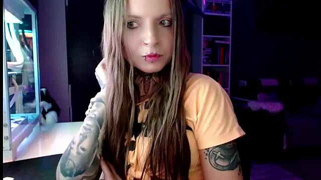 Snapshot of InesGold chatting on 03/14/25, 07:12 InesGold online show from 03/14/25, 07:12