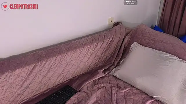 Cleopatra3101 online show from 11/26/25, 05:19