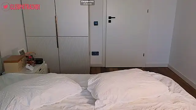 Cleopatra3101 online show from 03/25/26, 06:30