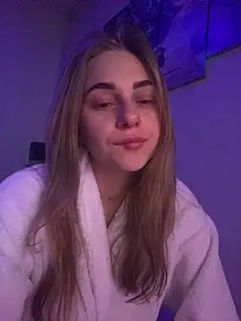 Snapshot of GraceTorrez chatting on 01/04/25, 03:07 GraceTorrez online show from 01/04/25, 03:07