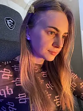 Snapshot of GraceTorrez chatting on 01/15/25, 11:32 GraceTorrez online show from 01/15/25, 11:32