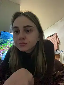 Snapshot of GraceTorrez chatting on 01/18/25, 03:38 GraceTorrez online show from 01/18/25, 03:38