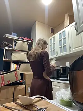 Snapshot of GraceTorrez chatting on 01/18/25, 06:43 GraceTorrez online show from 01/18/25, 06:43