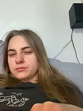 Snapshot of GraceTorrez chatting on 02/01/25, 07:23 GraceTorrez online show from 02/01/25, 07:23