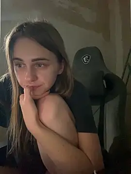 Snapshot of GraceTorrez chatting on 02/02/25, 05:15 GraceTorrez online show from 02/02/25, 05:15