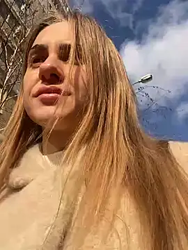 Snapshot of GraceTorrez chatting on 02/05/25, 08:54 GraceTorrez online show from 02/05/25, 08:54