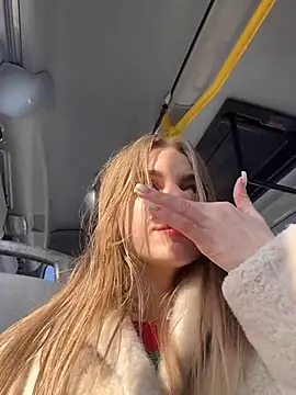 Snapshot of GraceTorrez chatting on 02/08/25, 08:52 GraceTorrez online show from 02/08/25, 08:52