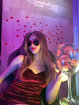 Snapshot of GraceTorrez chatting on 02/14/25, 01:18 GraceTorrez online show from 02/14/25, 01:18