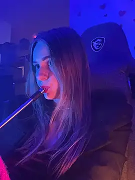 Snapshot of GraceTorrez chatting on 02/14/25, 04:20 GraceTorrez online show from 02/14/25, 04:20