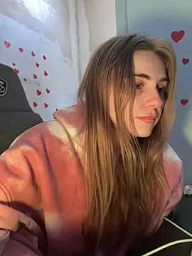 Snapshot of GraceTorrez chatting on 03/06/25, 07:47 GraceTorrez online show from 03/06/25, 07:47