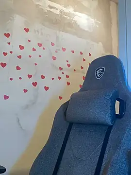 Snapshot of GraceTorrez chatting on 03/10/25, 08:04 GraceTorrez online show from 03/10/25, 08:04