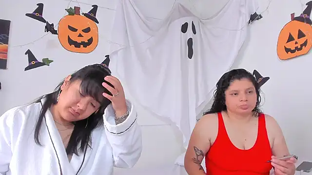 Karol IsabelCouple online show from 11/02/25, 04:31