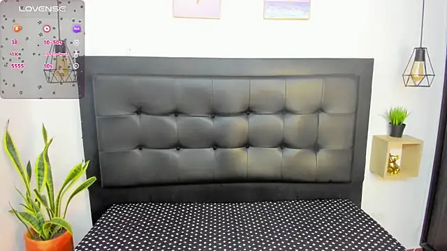 Snapshot of sweet_abby1 chatting on 12/27/24, 12:12 sweet abby1 online show from 12/27/24, 12:12